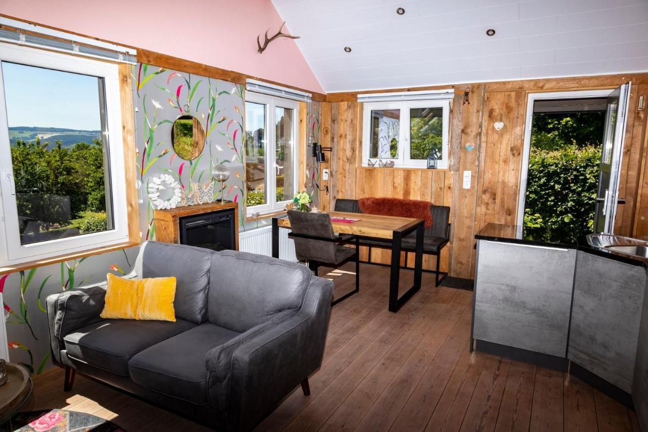 Le Petit Moussis Villa Ставело Екстериор снимка